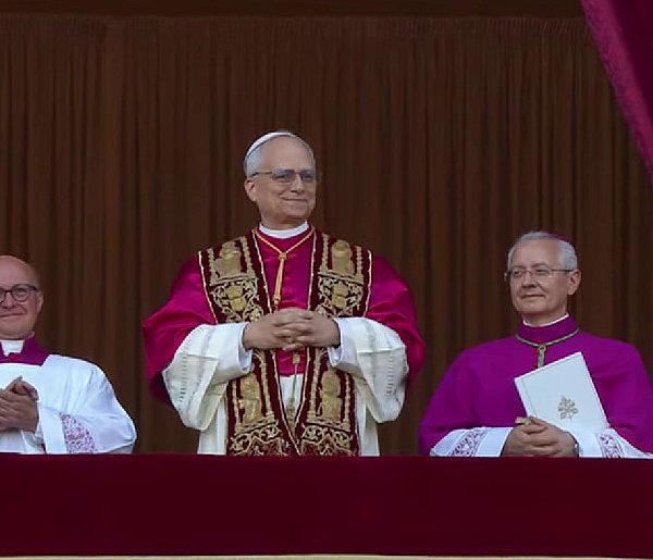 Nowy papież ukazał się światu. Takie przyjął imię!-17167
