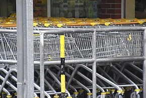 Czy 1 listopada zrobisz zakupy? Ten weekend zaskoczy wielu klientów-18078