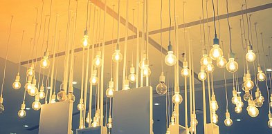 Pilne ostrzeżenie: te lampy LED mogą porazić prądem. Masz taki model?